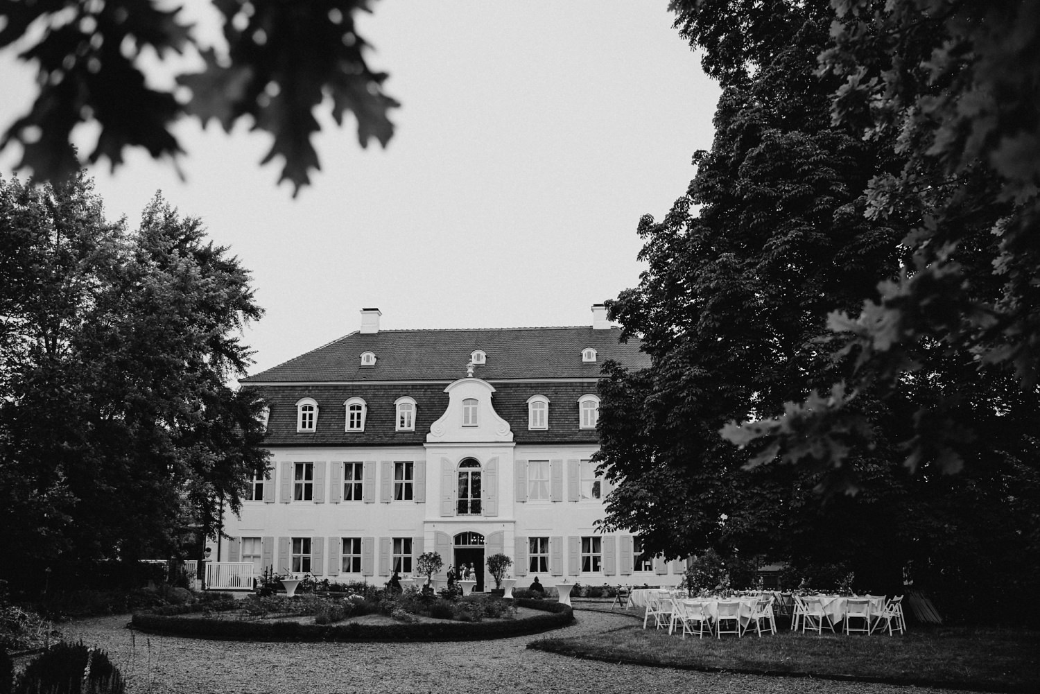 Rittergut Ermlitz schwarz-weiß Foto